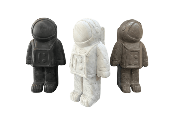 Escultura Astronauta de Mármol Grande